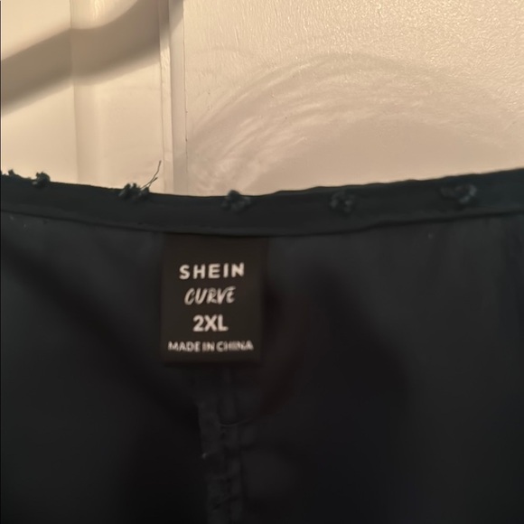 SHEIN Deep Teal Textured V-Neck Blouse - Picture 2 of 2